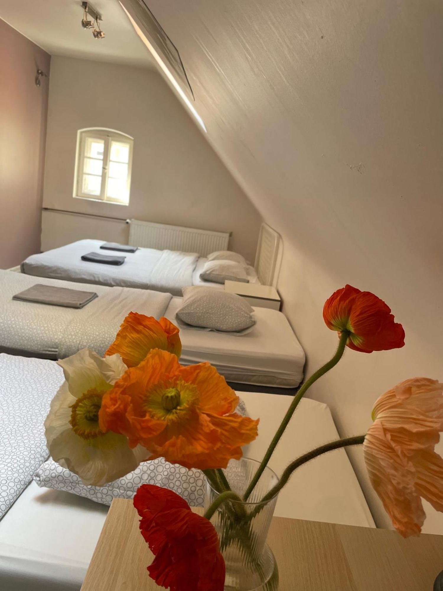 Kolysanka Private Rooms In Old Town Poznań Exterior foto